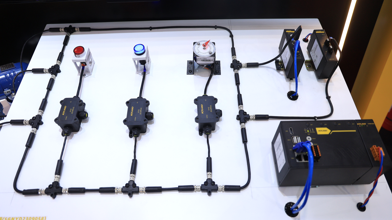 99499����˹(�й�)���޹�˾��ҳ